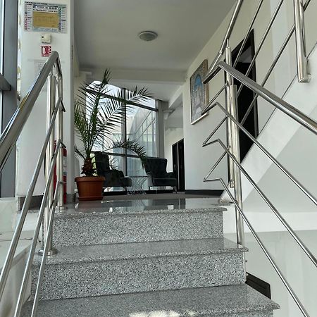 Hotel Vitan273 Bucarest Esterno foto