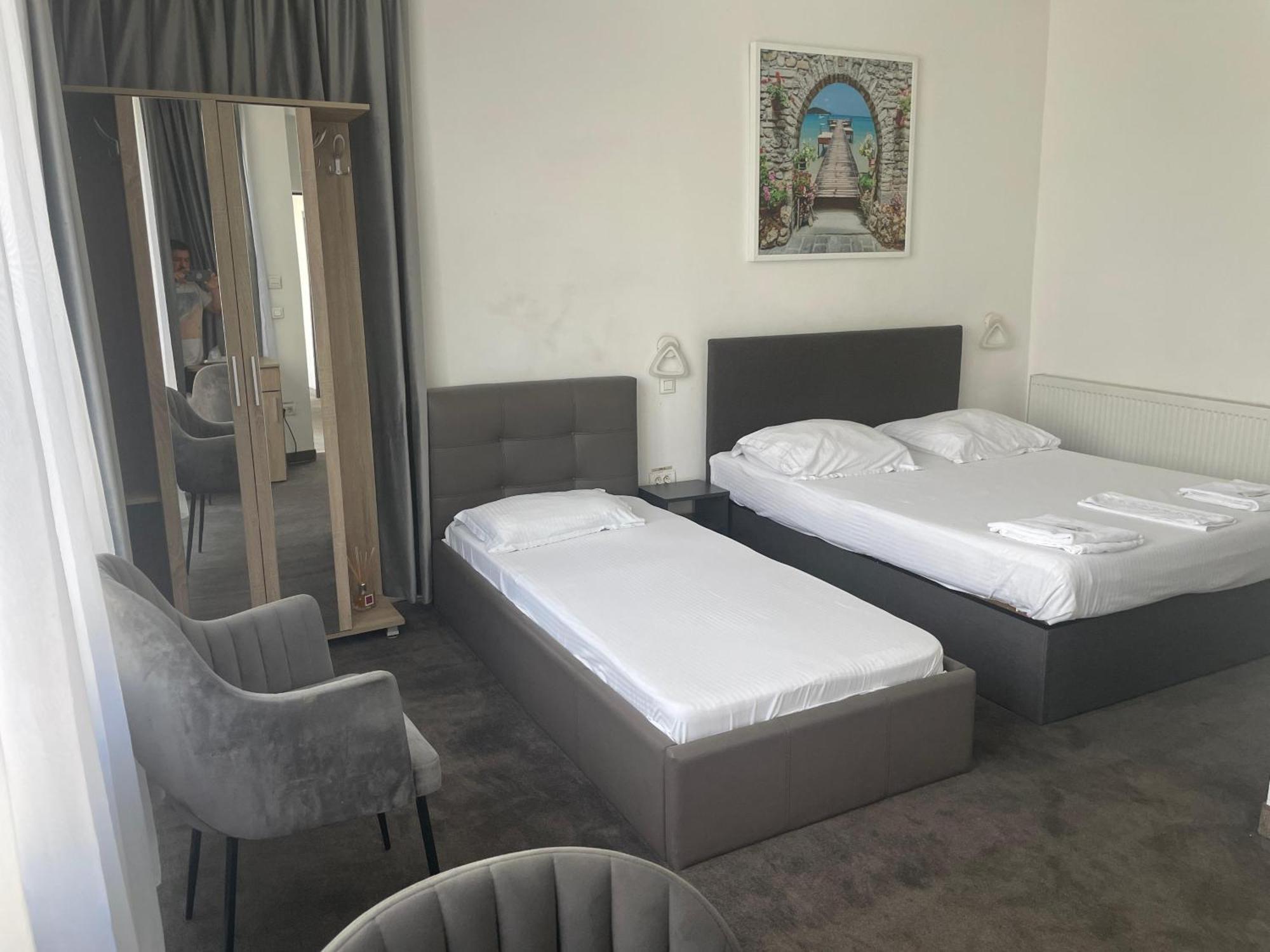 Hotel Vitan273 Bucarest Esterno foto