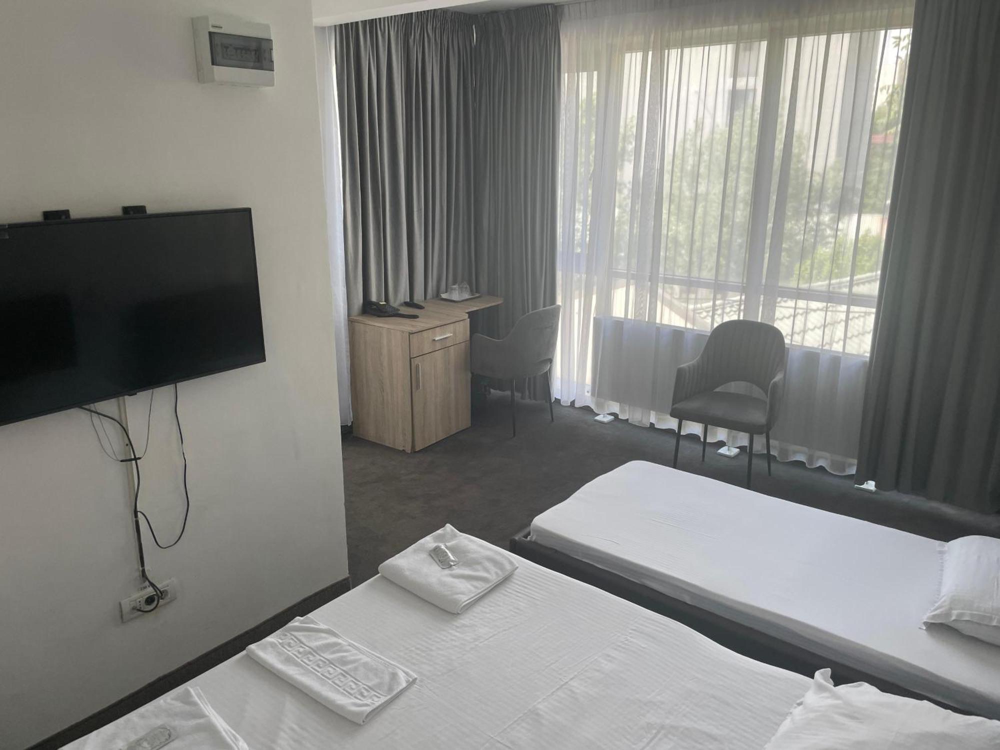 Hotel Vitan273 Bucarest Esterno foto